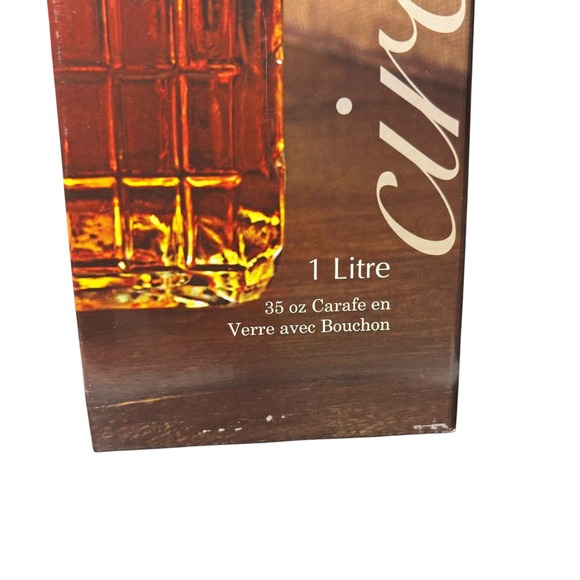 Circleware Windowpane Decanter with Stopper 1 Liter 35 oz Glass Carafe - Picture 3 of 6